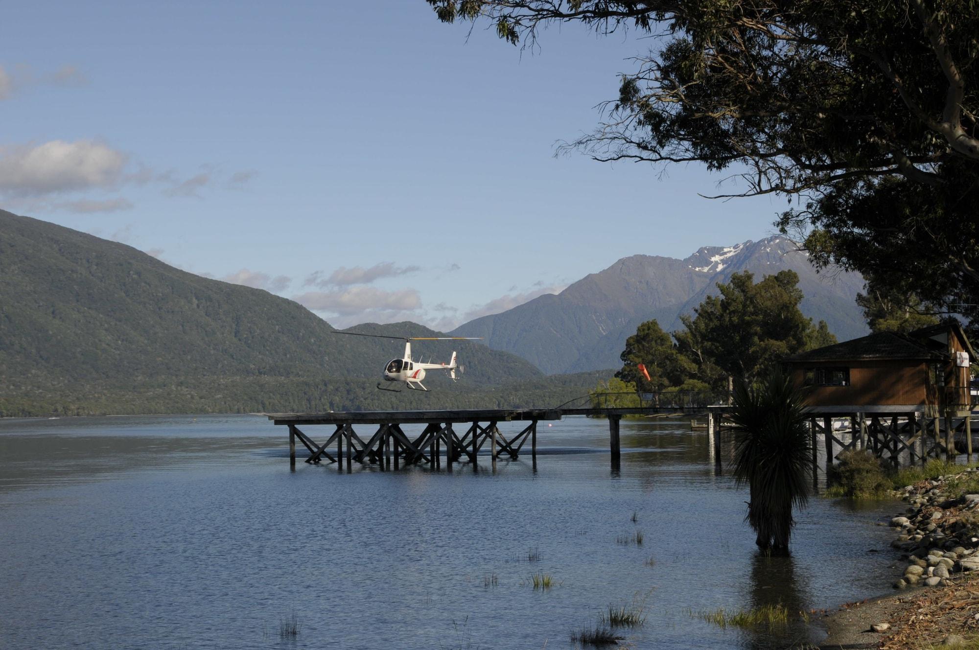 Distinction Te Anau Hotel & Villas Esterno foto