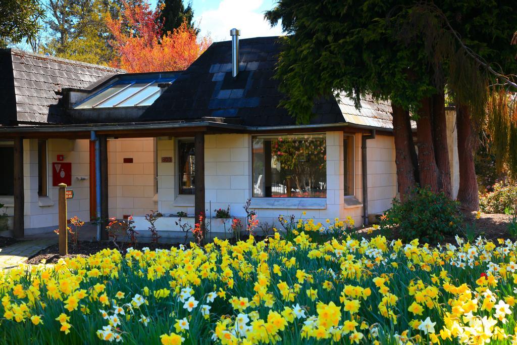 Distinction Te Anau Hotel & Villas Esterno foto