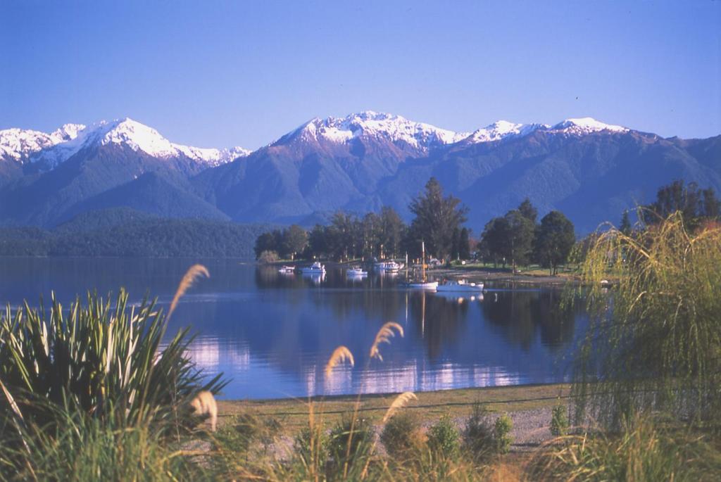 Distinction Te Anau Hotel & Villas Esterno foto