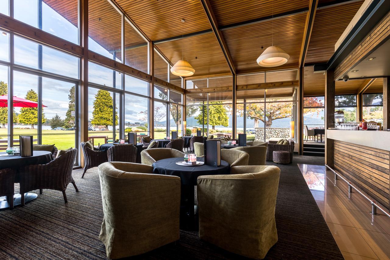 Distinction Te Anau Hotel & Villas Esterno foto