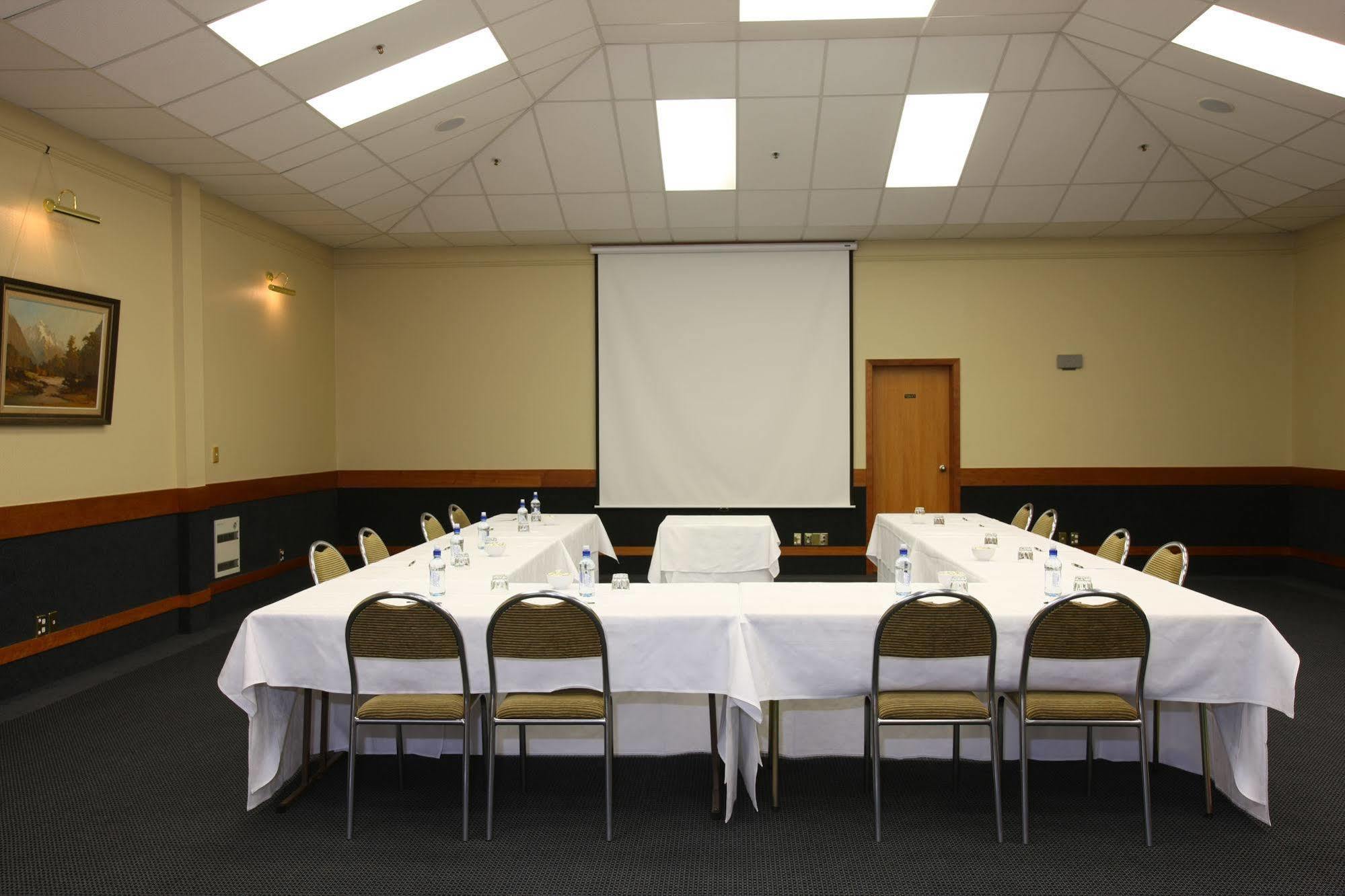 Distinction Te Anau Hotel & Villas Esterno foto