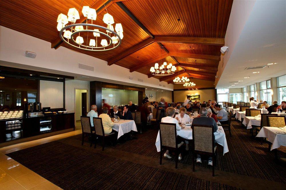 Distinction Te Anau Hotel & Villas Esterno foto
